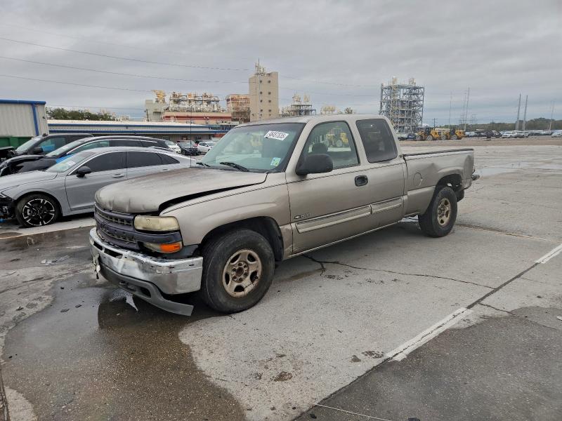 CHEVROLET SILVERADO 2001 with VIN 2GCEC19T411178841 - Photo from auction