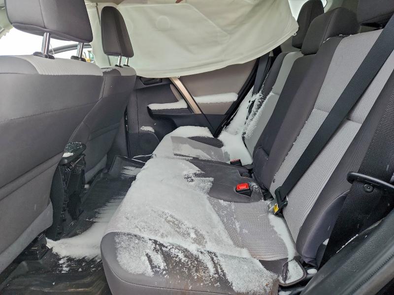 Photo 10 from auction – 2015 TOYOTA RAV4 LE with VIN 2T3BFREV6FW298560