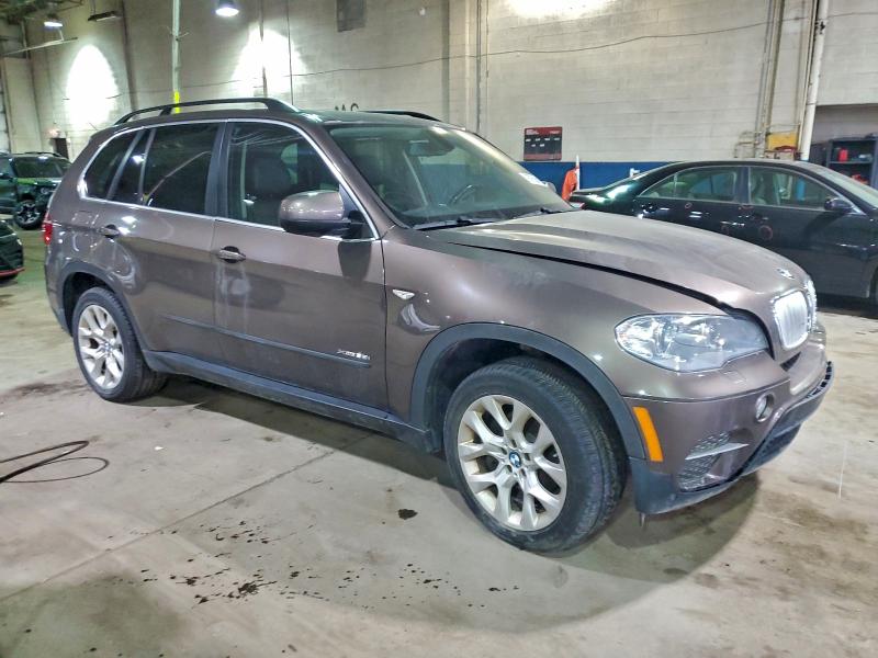 Photo 4 from auction – 2013 BMW X5 XDRIVE3 with VIN 5UXZV4C58D0B11443