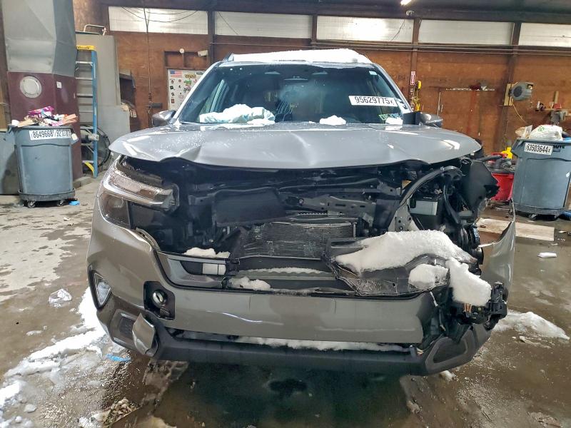 Photo 5 from auction – 2025 SUBARU FORESTER L with VIN JF2SLSRD2SH412377