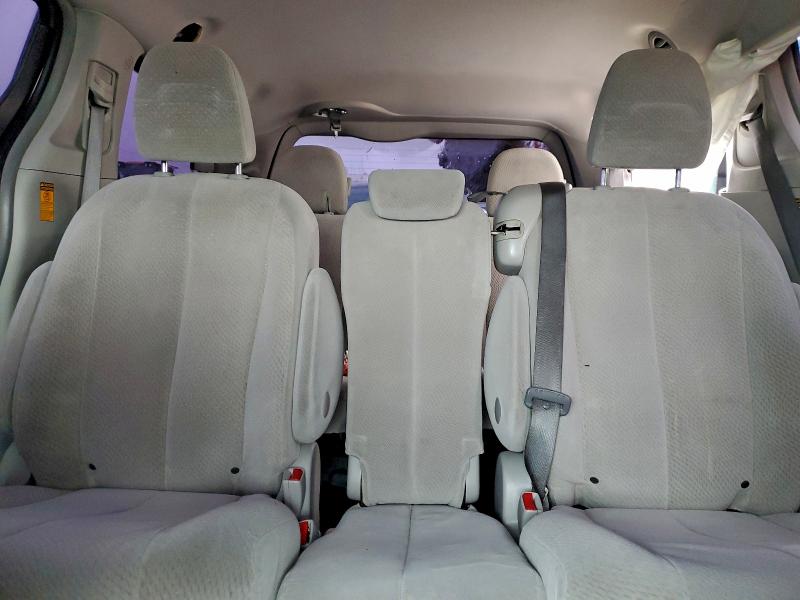 Photo 10 from auction – 2013 TOYOTA SIENNA LE with VIN 5TDKK3DC1DS405280