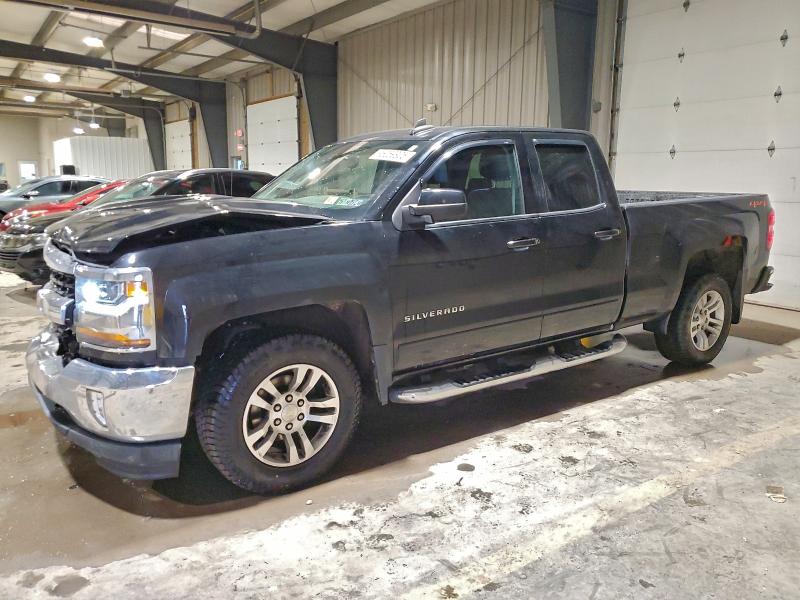 CHEVROLET SILVERADO 2018 with VIN 2GCVKREC7J1106023 - Photo from auction