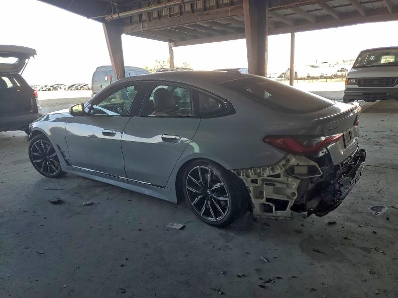 Снимка 2 от търг – 2022 BMW M440XI GRA с VIN WBA13AW08NFN12275
