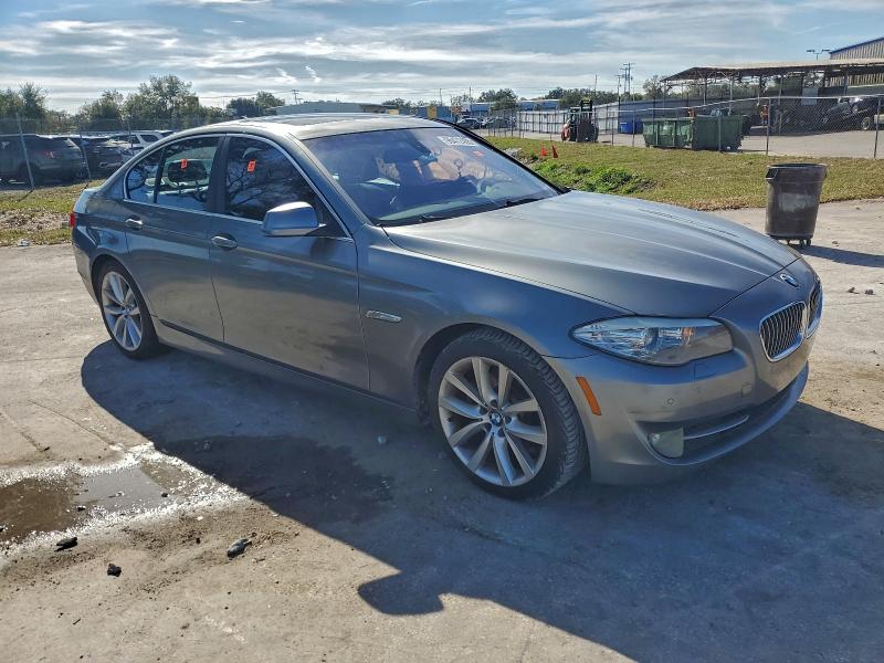 Photo 4 from auction – 2011 BMW 528 I with VIN WBAFR1C58BDJ97652