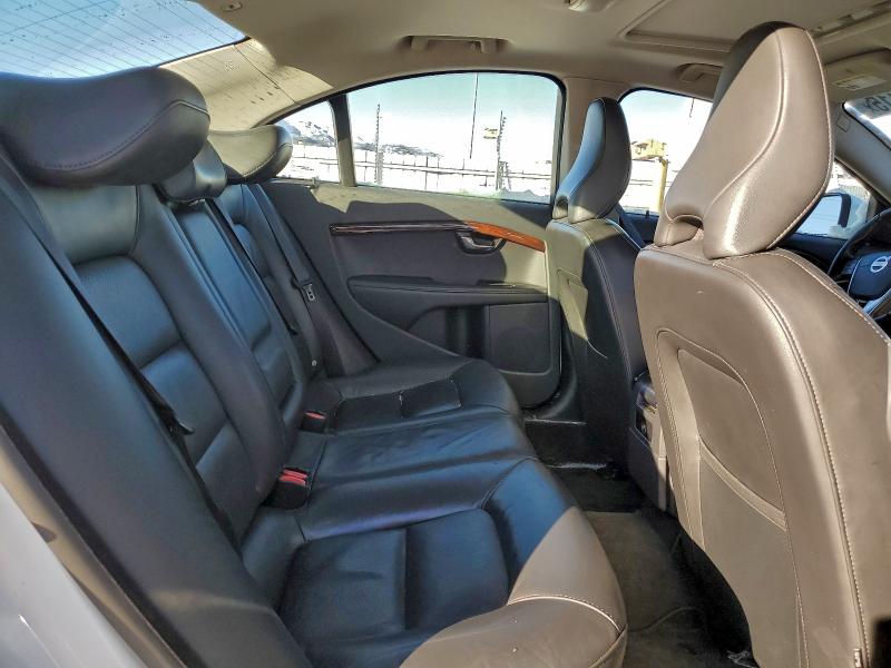 Photo 10 from auction – 2014 VOLVO S80 3.2 with VIN YV1952AS4E1180566