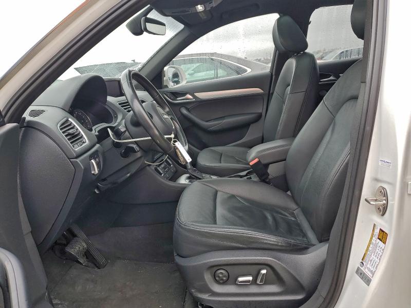 Photo 7 from auction – 2016 AUDI Q3 PREMIUM with VIN WA1BFCFS0GR017284