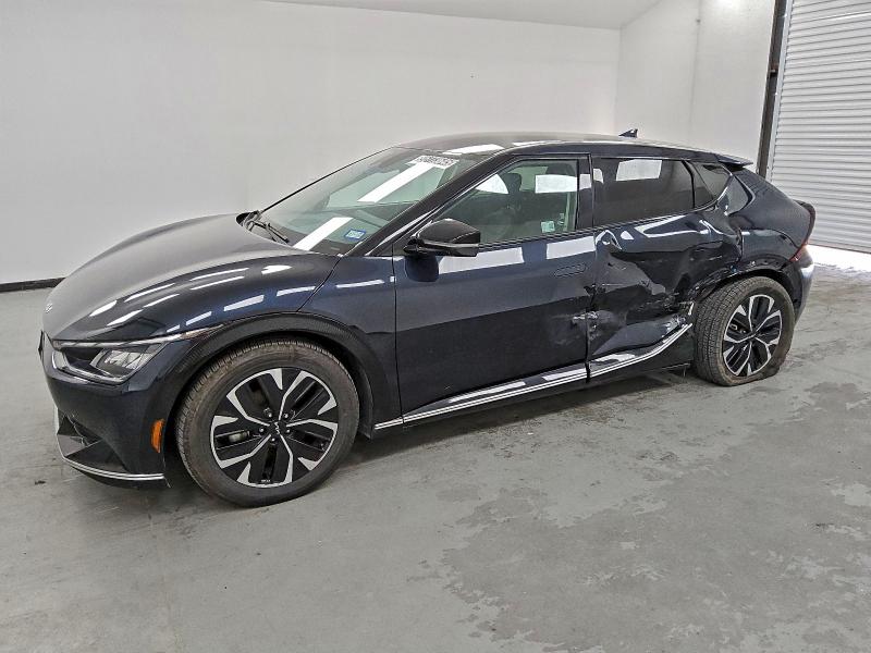 KIA EV6 LIGHT 2023 with VIN KNDC34LA4P5612120 - Photo from auction