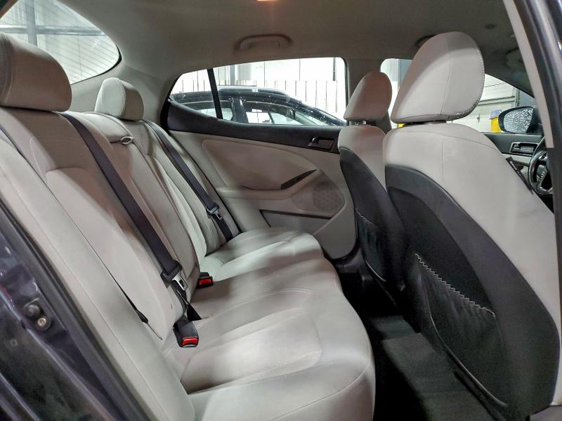 Photo 10 from auction – 2011 KIA OPTIMA LX with VIN KNAGM4A77B5080566