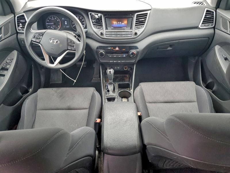 Photo 8 from auction – 2017 HYUNDAI TUSCON with VIN KM8J3CA45HU415085