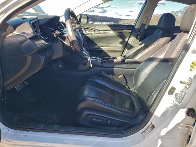 Photo 7 from auction – 2019 HONDA CIVIC TOUR with VIN 19XFC1F99KE200561