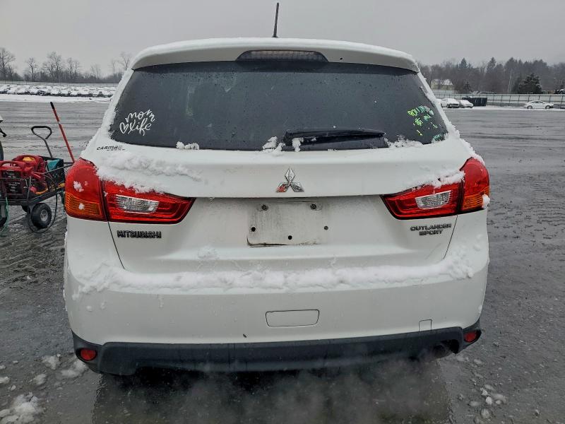 Photo 6 from auction – 2015 MITSUBISHI OUTLANDER with VIN 4A4AP3AU2FE044539