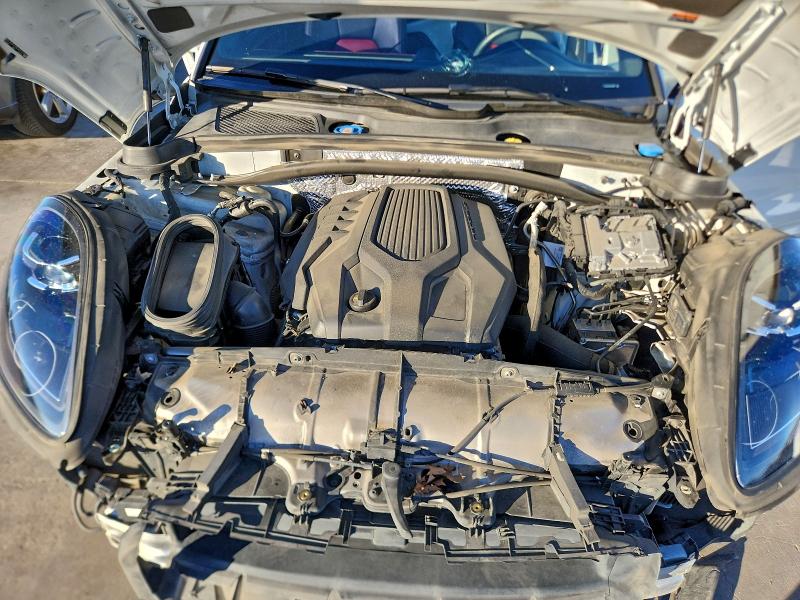 Photo 11 from auction – 2022 PORSCHE MACAN with VIN WP1AA2A51NLB07523