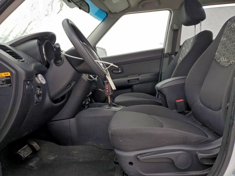 Photo 7 from auction – 2011 KIA SOUL + with VIN KNDJT2A23B7706719