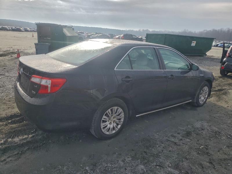 Photo 3 from auction – 2012 TOYOTA CAMRY HYBR with VIN 4T1BD1FK4CU031711