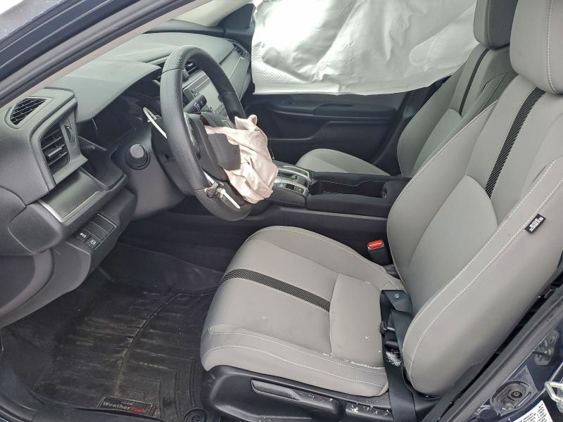 Photo 7 from auction – 2018 HONDA CIVIC LX with VIN 2HGFC2F54JH579301