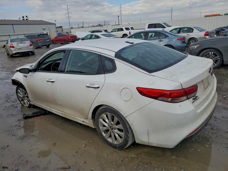 Photo 2 from auction – 2016 KIA OPTIMA EX with VIN 5XXGU4L36GG094765