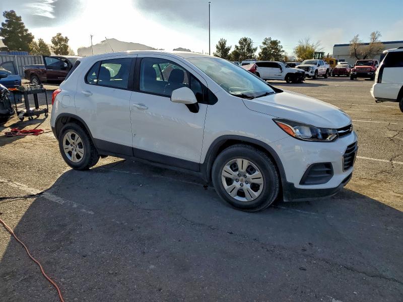 Photo 4 from auction – 2017 CHEVROLET TRAX LS with VIN KL7CJKSB8HB205583