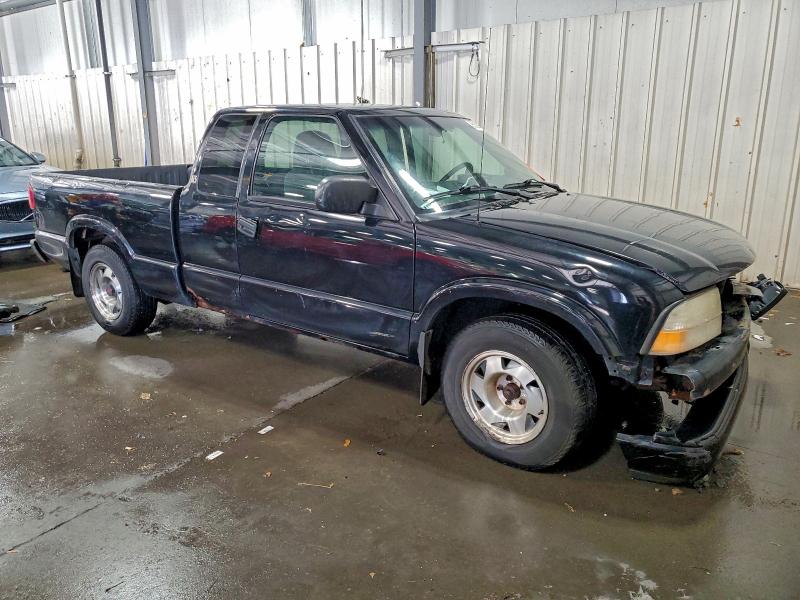 Photo 4 from auction – 2000 GMC SONOMA with VIN 1GTCS19W5YK194514