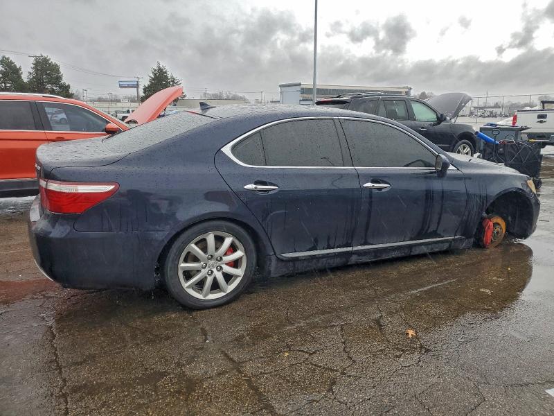 Photo 3 from auction – 2007 LEXUS LS 460 with VIN JTHBL46F575035311