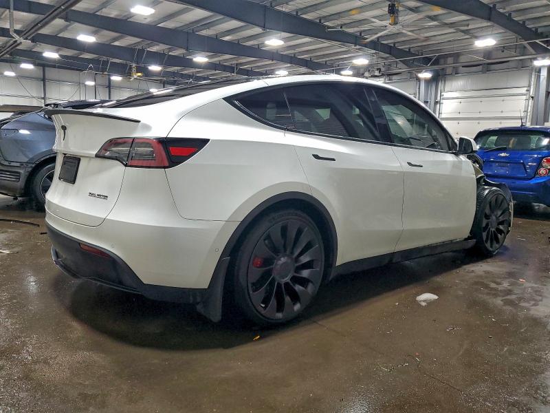Photo 3 from auction – 2021 TESLA MODEL Y with VIN 5YJYGDEF9MF302493