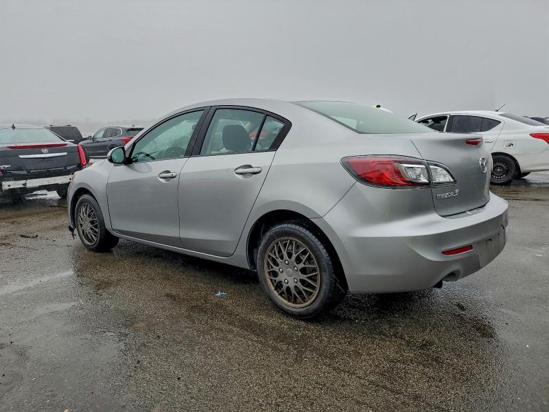 Photo 2 from auction – 2013 MAZDA MAZDA 3 with VIN JM1BL1TG1D1787944