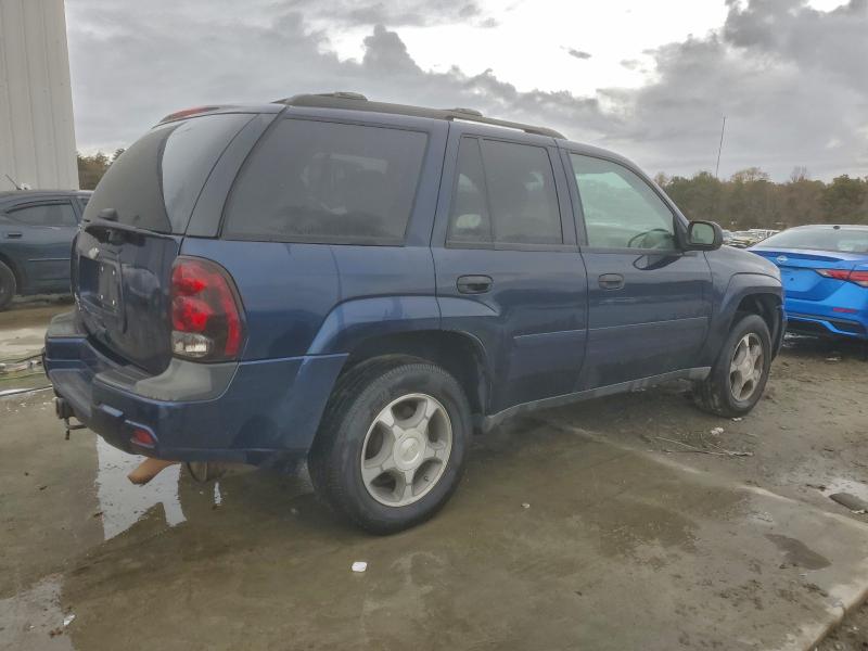 Photo 3 from auction – 2007 CHEVROLET TRAILBLAZE with VIN 1GNDS13SX72202851