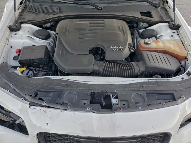 Photo 11 from auction – 2021 CHRYSLER 300 with VIN 2C3CCAAG0MH661572