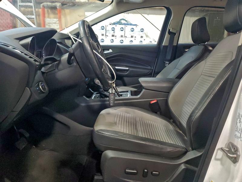 صورة رقم 7 من المزاد - 2019 FORD ESCAPE مع VIN 1FMCU9J93KUB72095