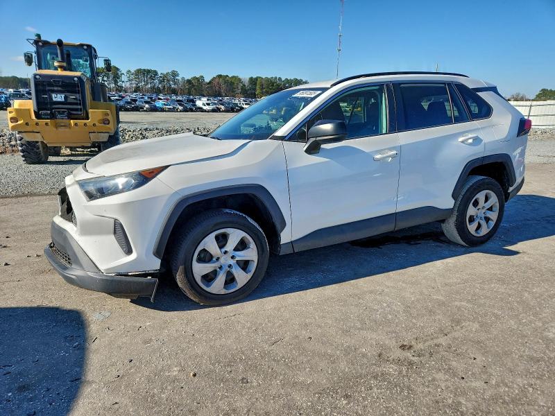 Photo 1 from auction – 2019 TOYOTA RAV4 LE with VIN 2T3H1RFV9KW052572