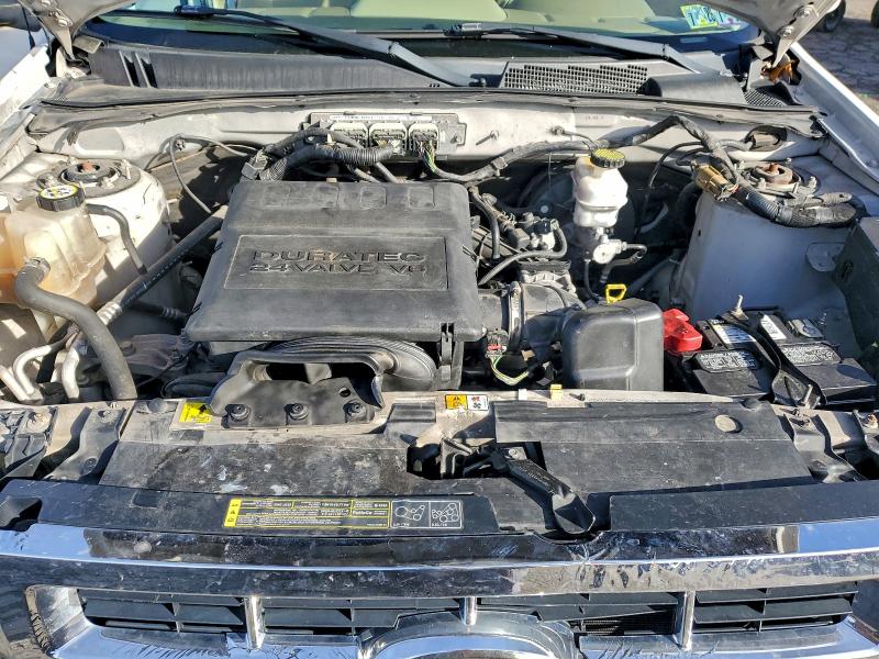 Photo 12 from auction – 2012 FORD ESCAPE LIM with VIN 1FMCU9EG0CKB99826