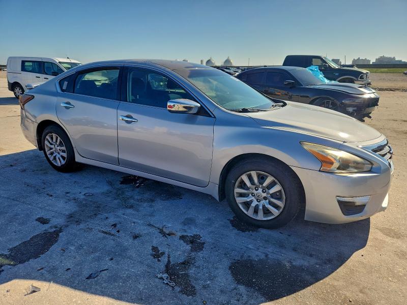 Photo 4 from auction – 2015 NISSAN ALTIMA BAS with VIN 1N4AL3AP8FN332231