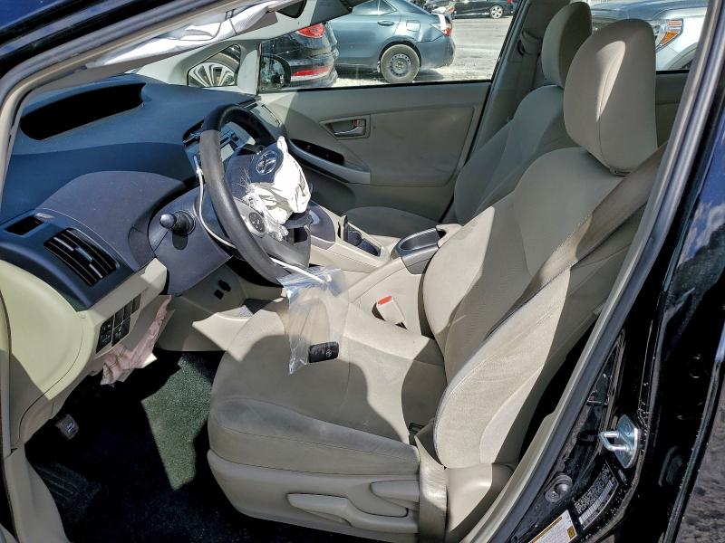 Photo 7 from auction – 2014 TOYOTA PRIUS with VIN JTDKN3DU0E1740447