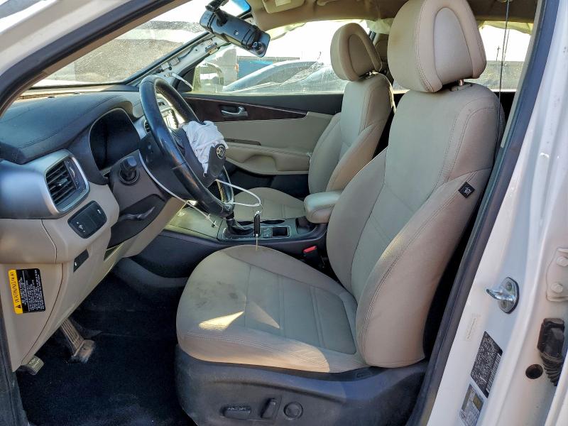 Photo 7 from auction – 2016 KIA SORENTO LX with VIN 5XYPG4A54GG053798