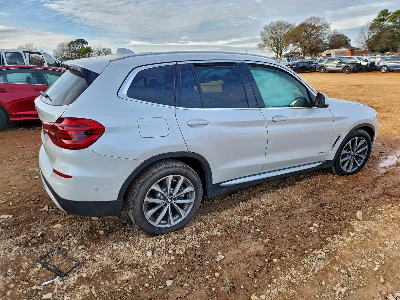Photo 3 from auction – 2018 BMW X3 XDRIVE3 with VIN 5UXTR9C59JLC81389