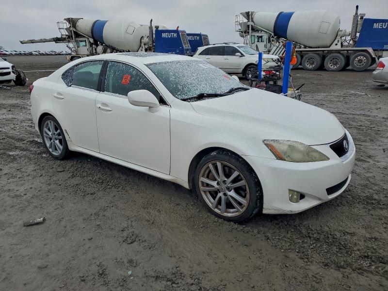 Photo 4 from auction – 2006 LEXUS IS 350 with VIN JTHBE262765008573