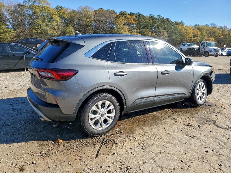 Photo 3 from auction – 2023 FORD ESCAPE ACT with VIN 1FMCU0GN8PUA74767