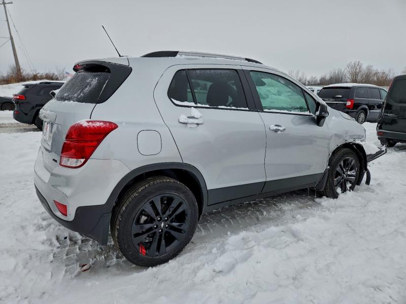 Photo 3 from auction – 2018 CHEVROLET TRAX 1LT with VIN 3GNCJPSB1JL300479