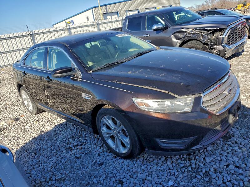 Photo 4 from auction – 2013 FORD TAURUS SEL with VIN 1FAHP2E83DG180859