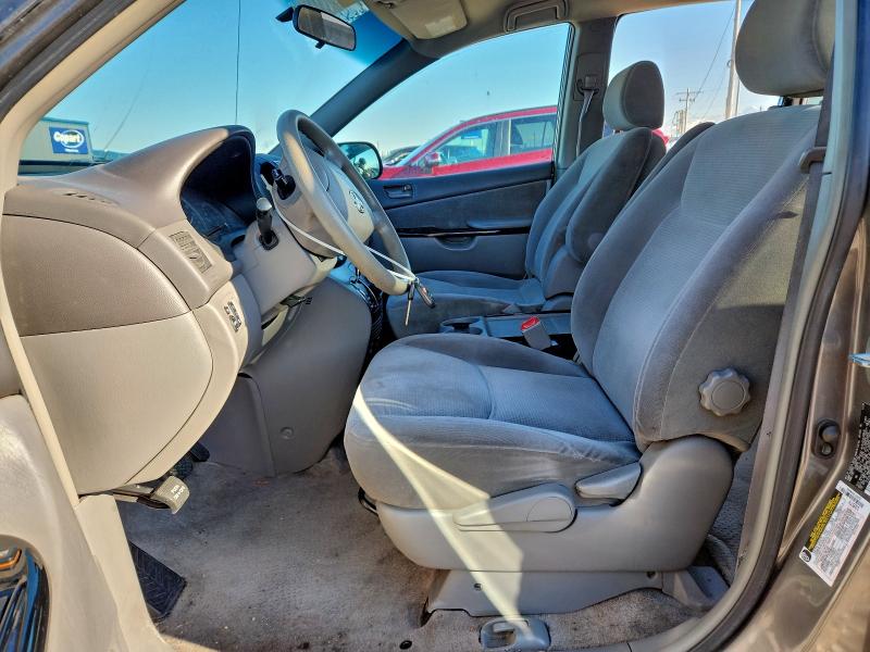 Photo 7 from auction – 2005 TOYOTA SIENNA VAN with VIN 5TDZA23C25S261270