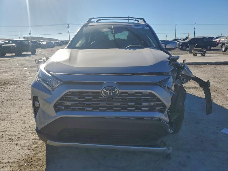 Photo 5 from auction – 2020 TOYOTA RAV4 LIMIT with VIN 2T3DWRFV9LW071494