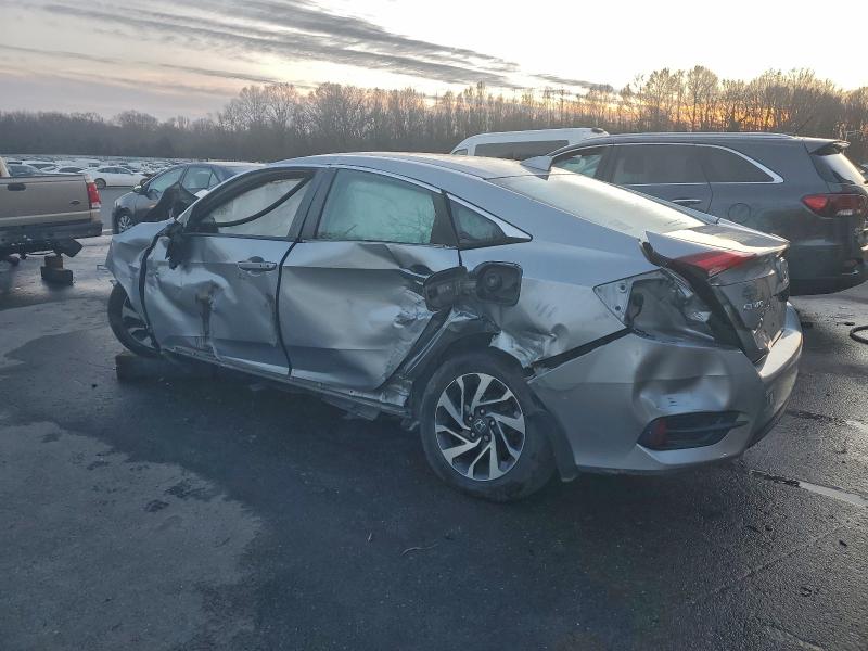 Photo 2 from auction – 2017 HONDA CIVIC EX with VIN 19XFC2F75HE023987