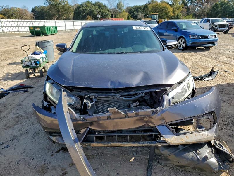 Photo 5 from auction – 2016 HONDA CIVIC LX with VIN 19XFC2F52GE090320