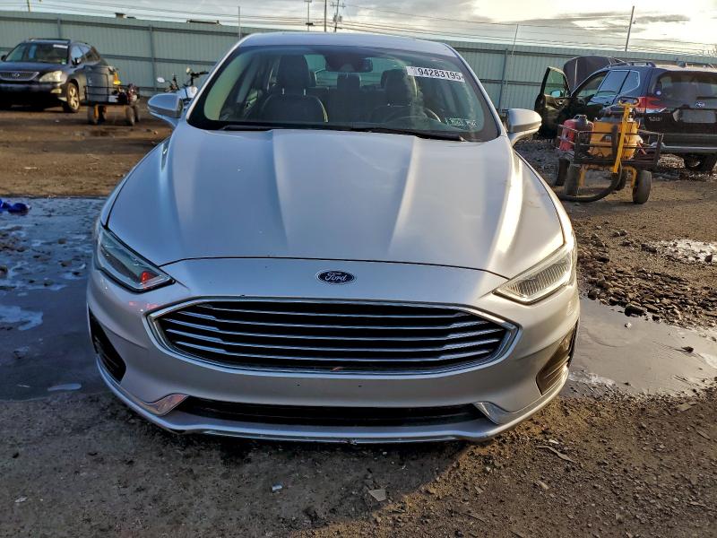 Photo 5 from auction – 2019 FORD FUSION SEL with VIN 3FA6P0CD6KR110161