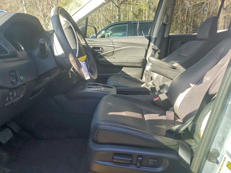 Photo 7 from auction – 2023 HONDA RIDGELINE with VIN 5FPYK3F57PB027538