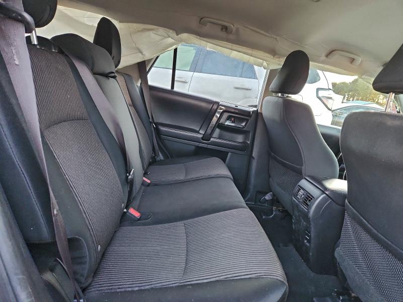 Photo 11 from auction – 2016 TOYOTA 4RUNNER SR with VIN JTEBU5JRXG5375863