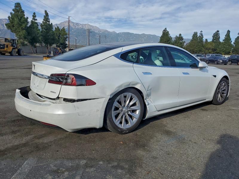 Photo 3 from auction – 2018 TESLA MODEL S with VIN 5YJSA1E20JF272766