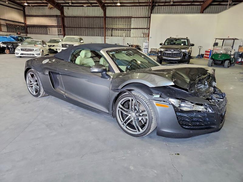 Photo 4 from auction – 2012 AUDI R8 4.2 QUA with VIN WUASUAFG3CN002388