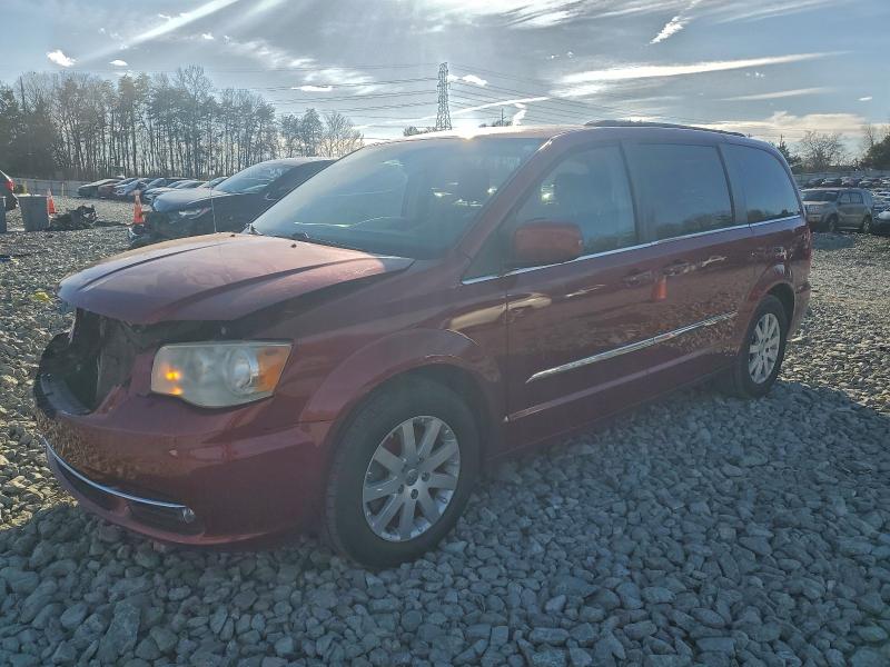 Photo 1 from auction – 2015 CHRYSLER TOWN & COU with VIN 2C4RC1BG0FR594859