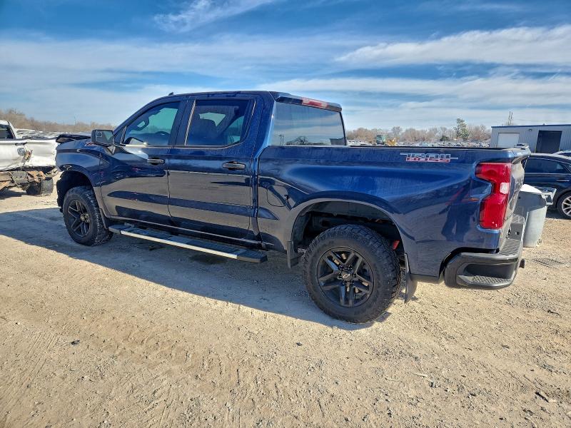 Photo 2 from auction – 2021 CHEVROLET SILVERADO with VIN 1GCPYCEF0MZ380822