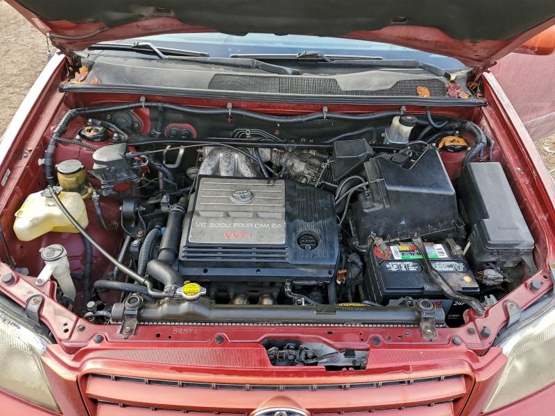 Photo 11 from auction – 2002 TOYOTA HIGHLANDER with VIN JTEGF21A920029236